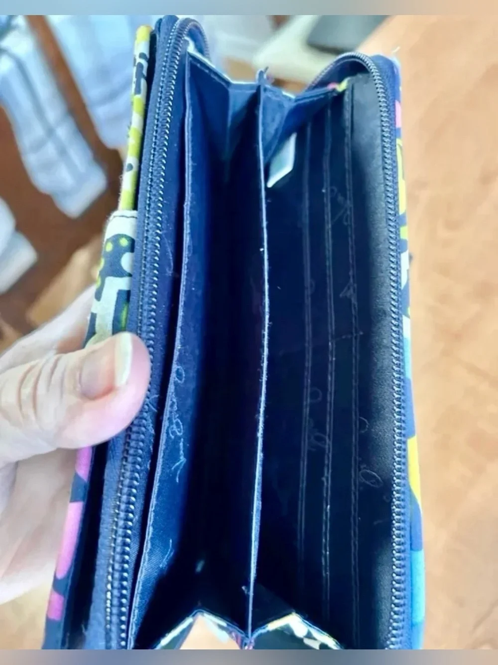 Vera Bradley Wallet RIO turn lock clutch wristlet